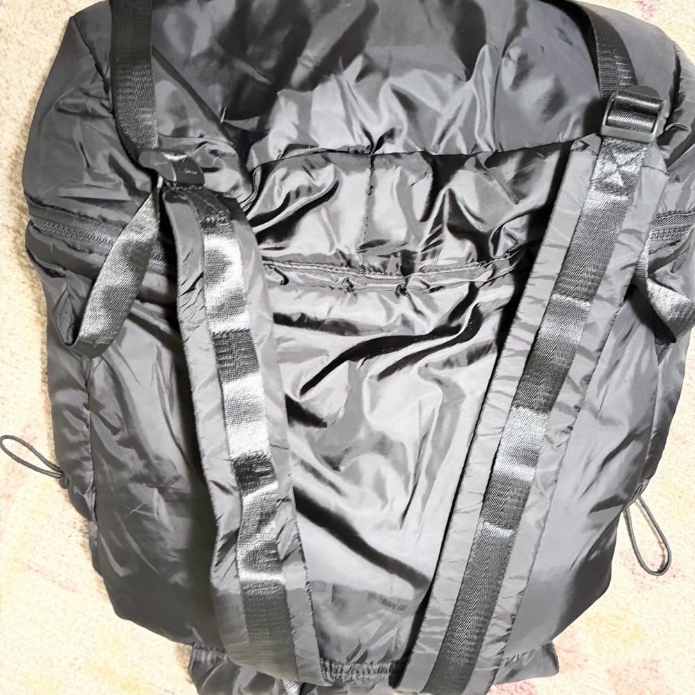 Blogilates Puffer Backpack Black Multi-Compartment Gym - Picture 6 of 6